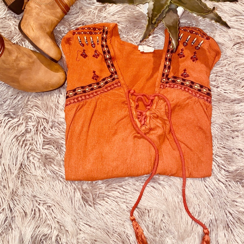 EUC Japna embroidered boho blouse